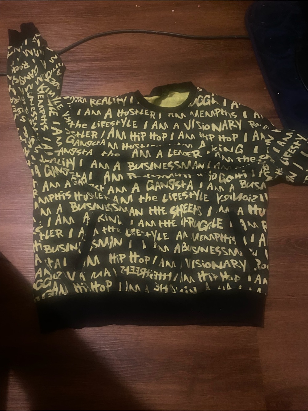 Men's Black & Olive Graphic Crewneck Sweater